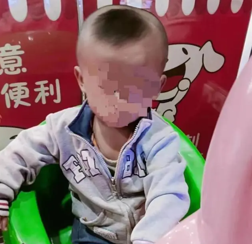2岁男童走失3天被找到 已不认识父母 为什么呢