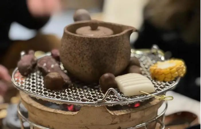 “围炉煮茶”已致多地多人中毒 是怎么回事呢
