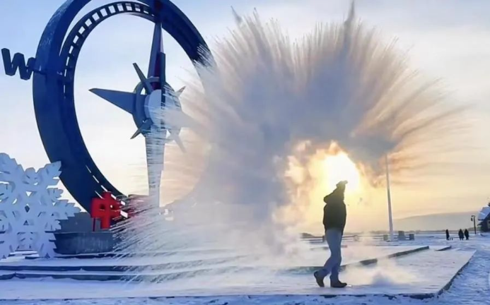 极寒-50℃的漠河:游客专程来感受 （是真的吗）