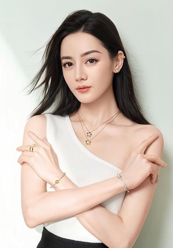 迪丽热巴被评为全球最美女演员 （是真的吗）