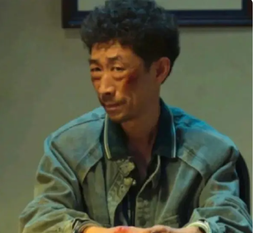 《狂飙》里的“疯驴子”才25岁（属实长的有点着急）