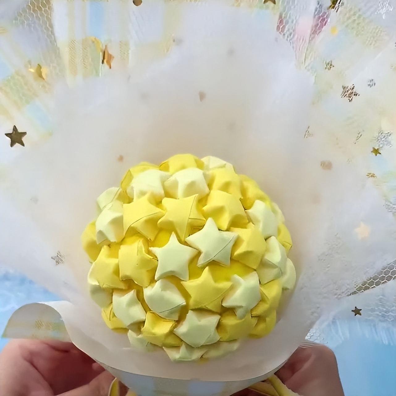 包花束教程简单一张纸（简单的包花束教程）