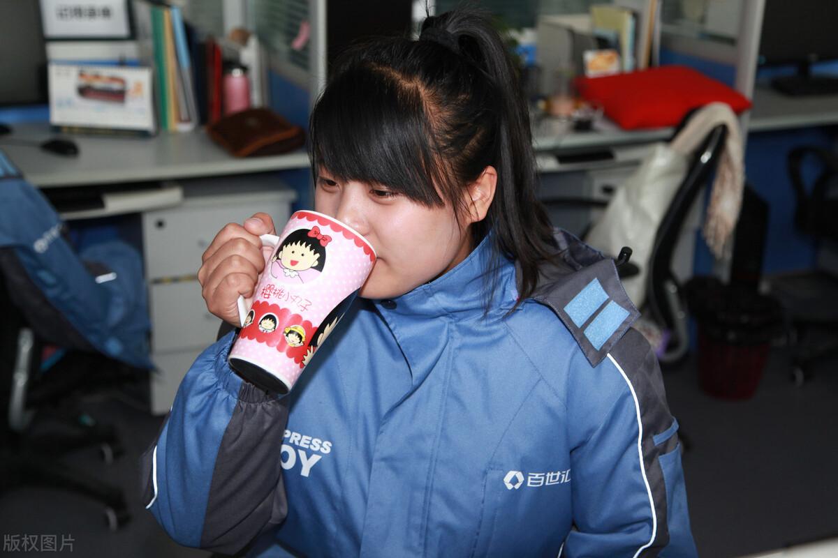 快递客服主要做什么（做快递客服主要做什么呢）
