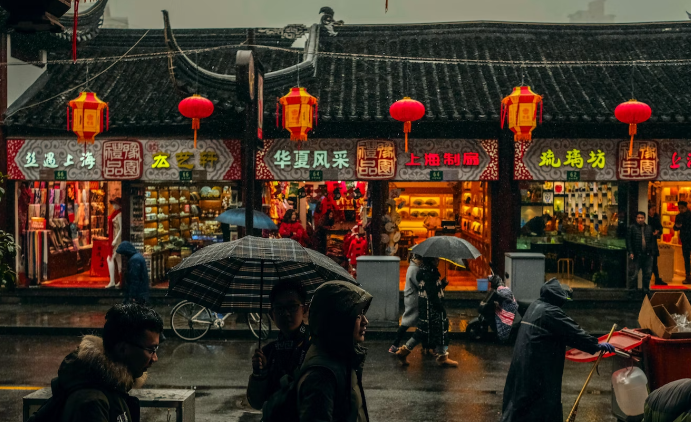 房地产爆雷的后果（房地产爆雷后最严重的后果是什么）