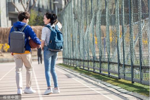 大学校门,该打开了（其中的含义是什么）