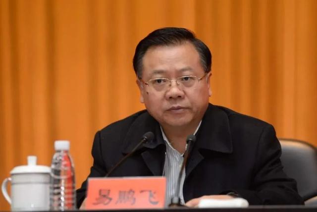 正月十五 中纪委连打三“虎” （反腐败斗争永远在路上）