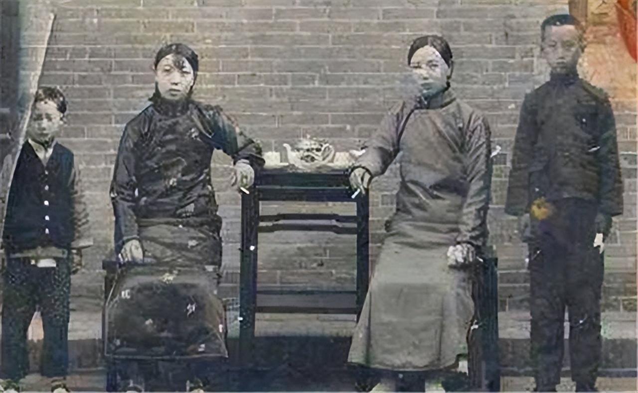 刘文彩大地主简介（刘文彩死后他的的妻妾合后代怎么样了）