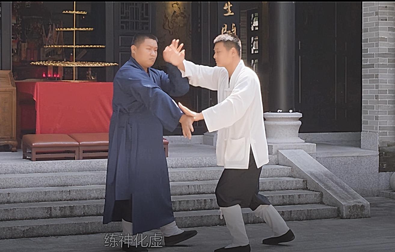 推手是什么意思（太极的推手推的是什么）