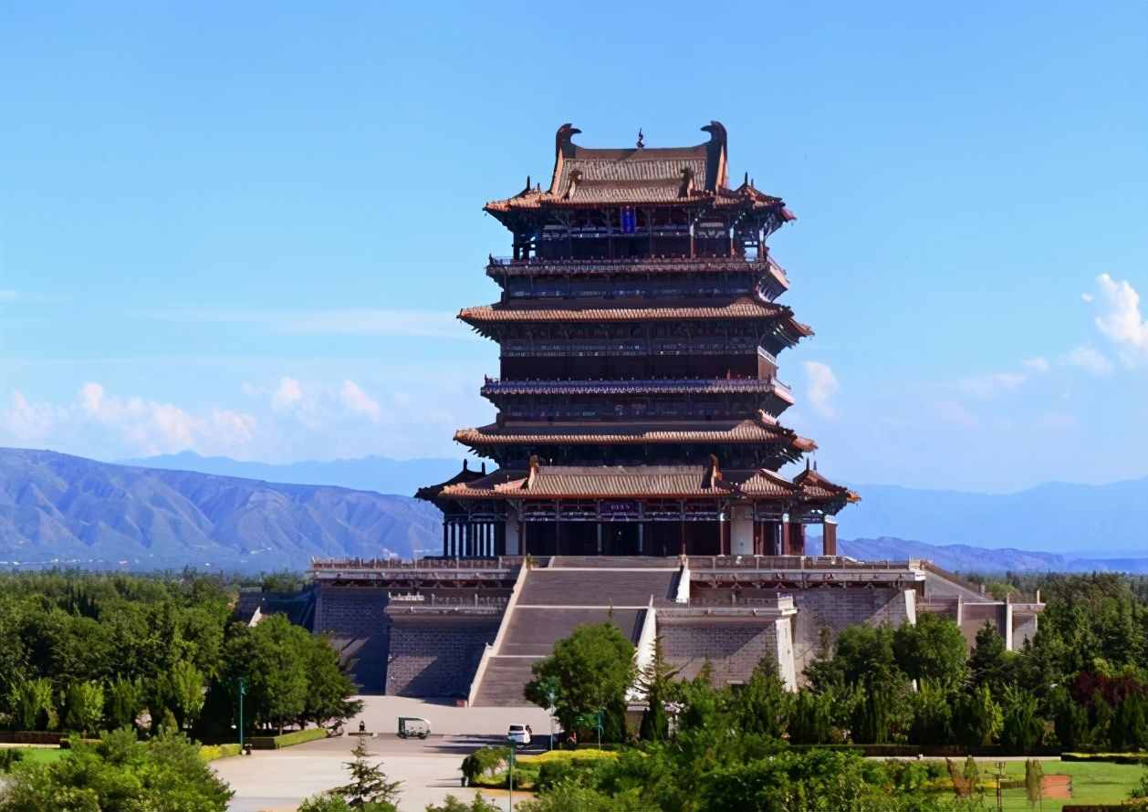 更是什么结构和部首（详细解析‘’更‘’字）