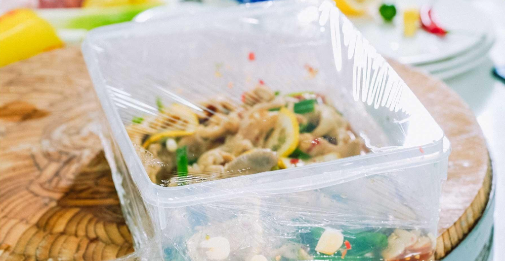 柠檬鸡爪制作方法配料和步骤（制作网红柠檬鸡爪都需要哪些材料）
