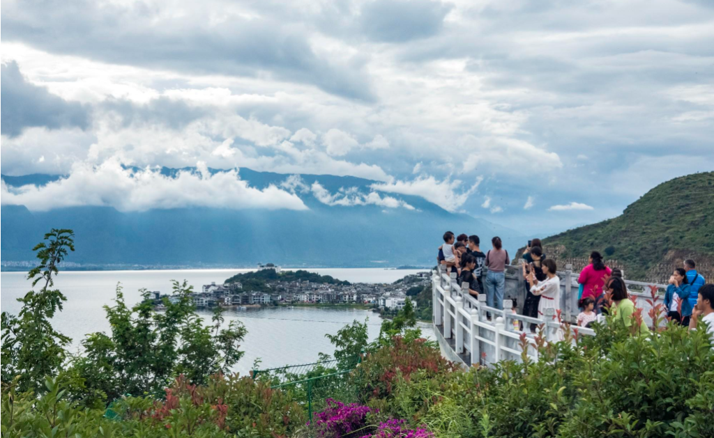 中国适合定居又便宜的小城市（这3座小城环境好，物价低，真正的冬暖夏凉）