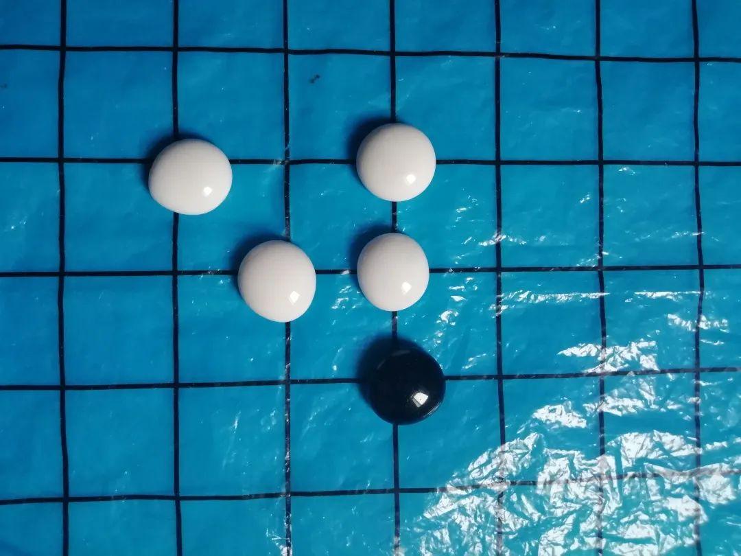 下五子棋技巧和套路（五子棋的十二套必杀技是什么）