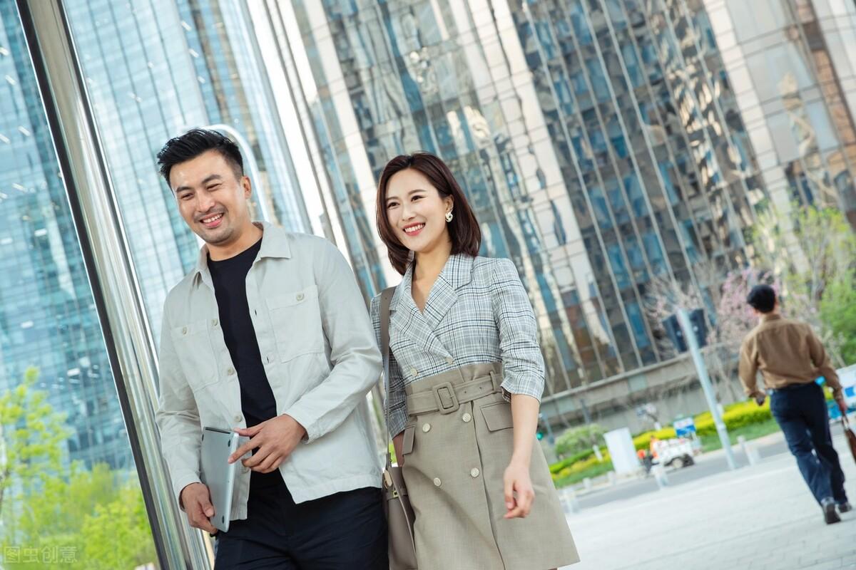 在手机上如何激活社保卡功能（社保卡在网上是怎么激活的）