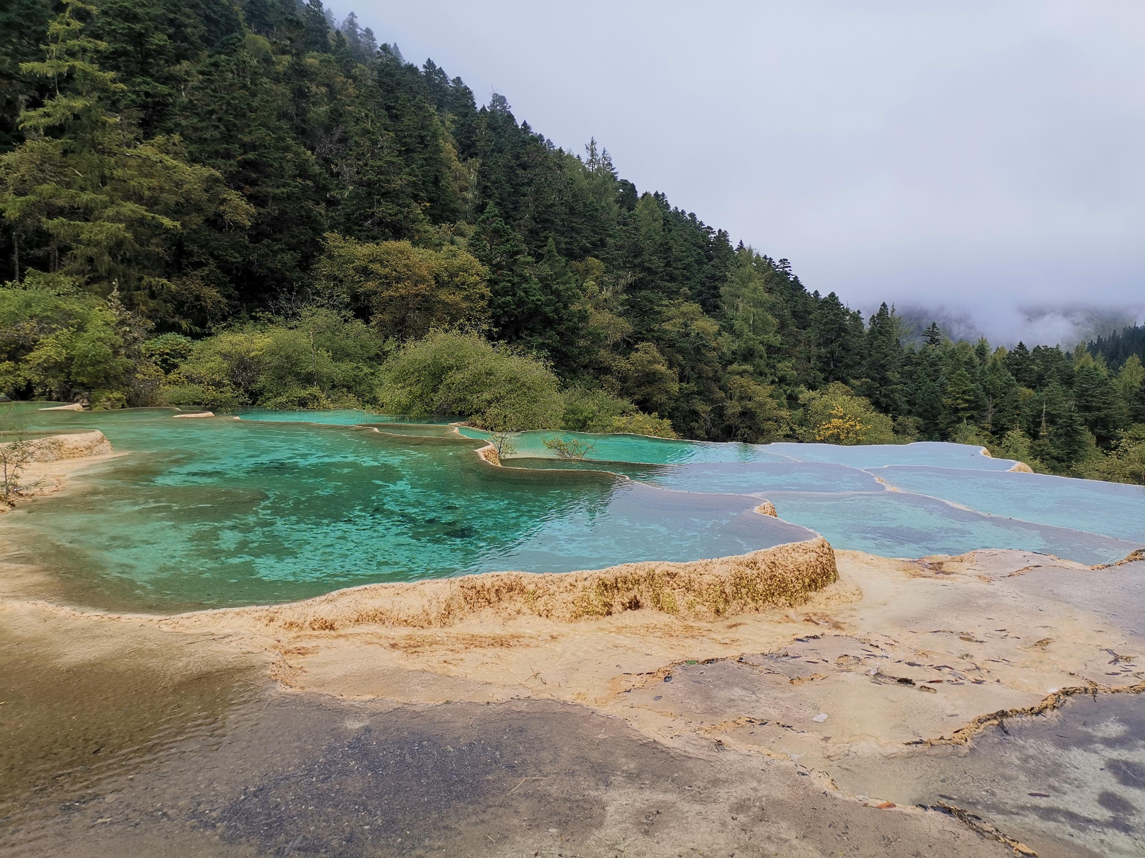 黄龙海拔高度是多少米（藏区海拔高的地方旅行需谨慎）