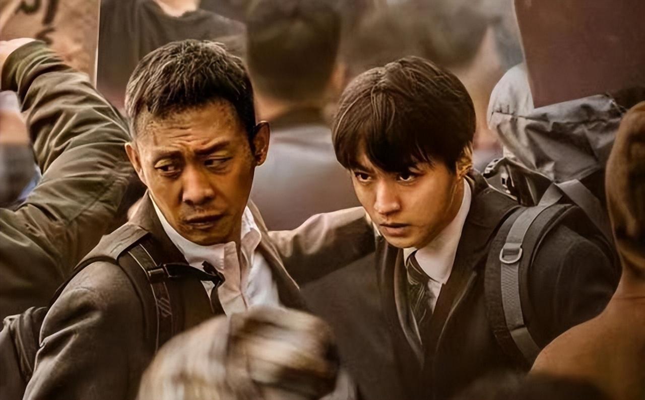 王源最近发生了什么事情（十年后TFBOYS三人的现状）
