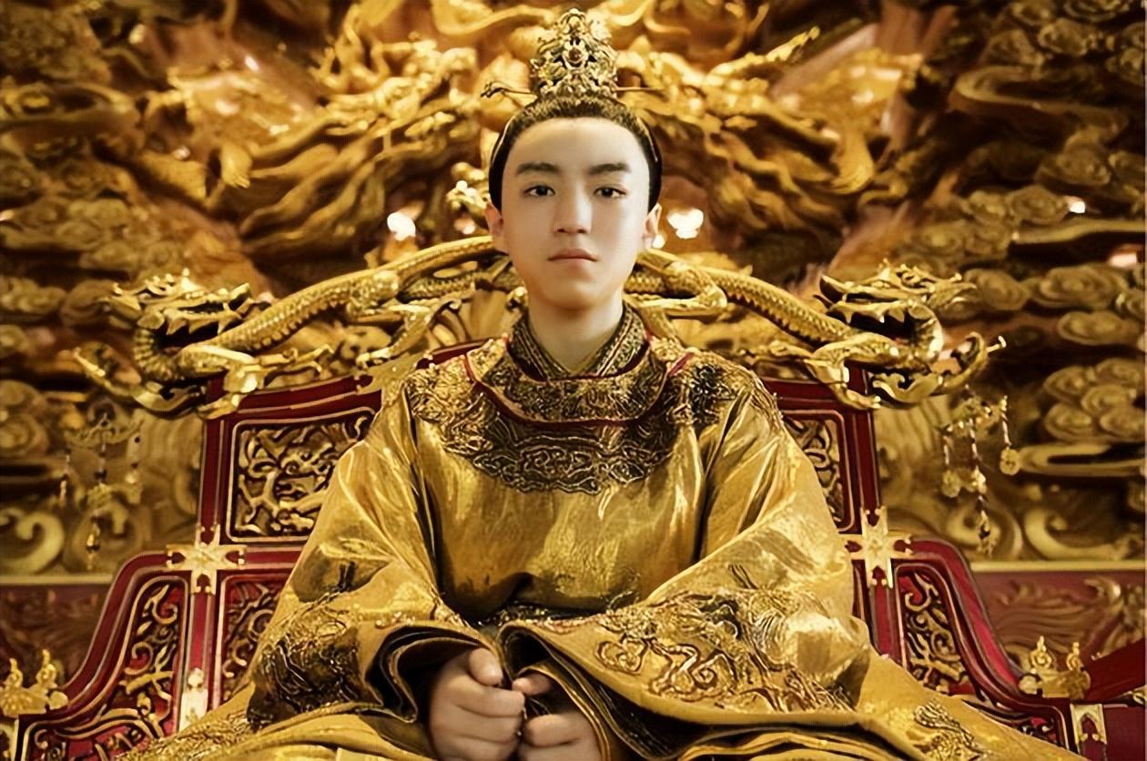王源最近发生了什么事情（十年后TFBOYS三人的现状）