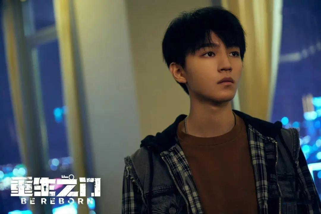 王源最近发生了什么事情（十年后TFBOYS三人的现状）