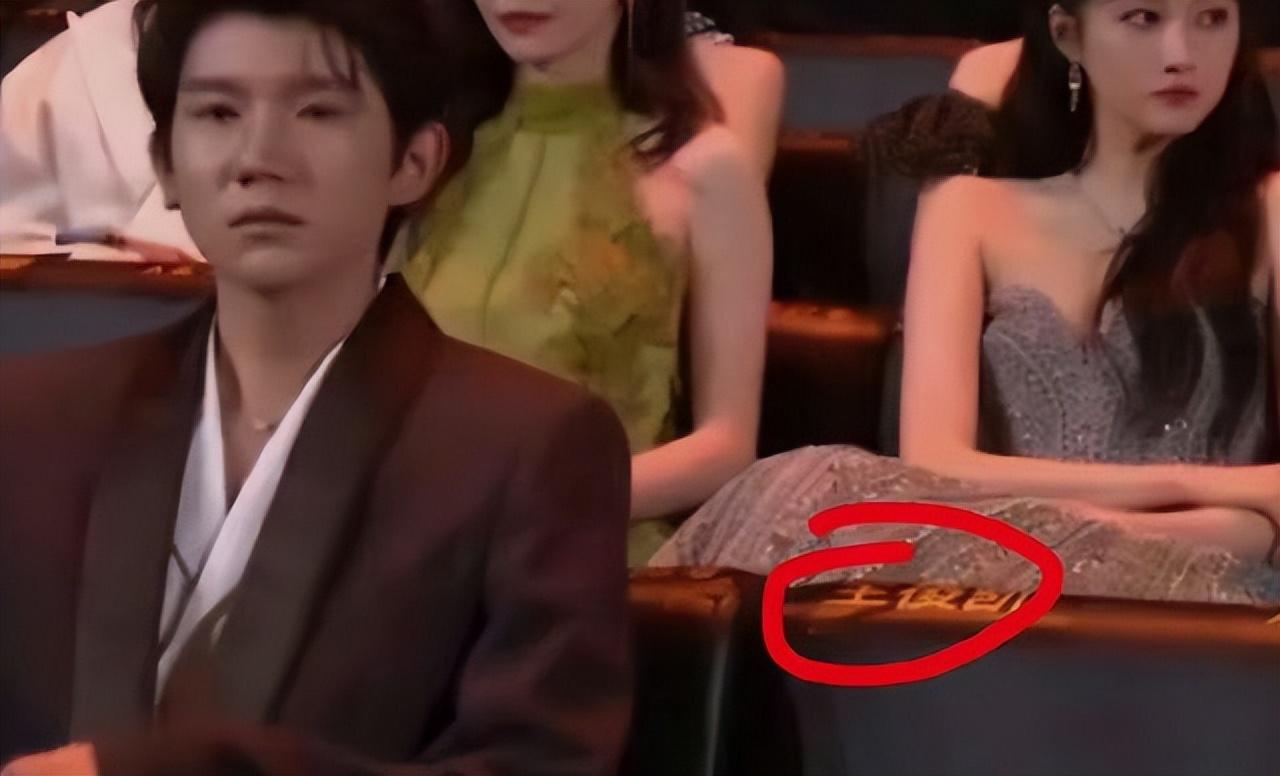 王源最近发生了什么事情（十年后TFBOYS三人的现状）