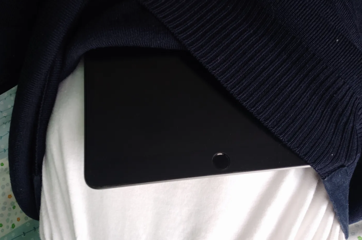ipad充电充不进去怎么回事（ipad充电充不进去怎么办）