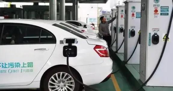中国油价为什么一直在涨（导致国内油价上涨的原因是什么呢）