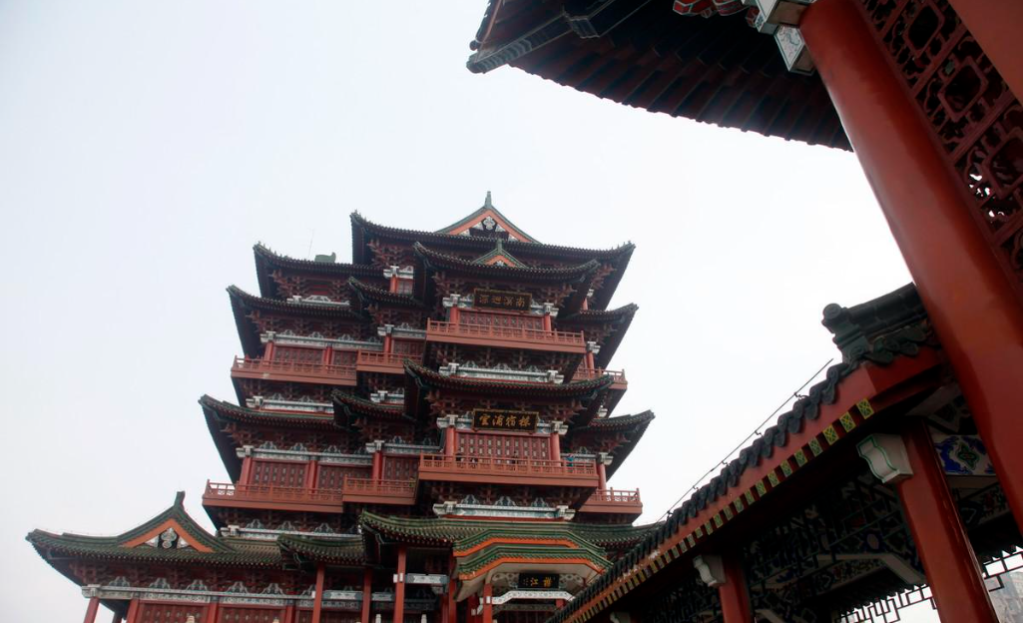 江南三大名楼是哪三个（江南三大名楼在哪里）