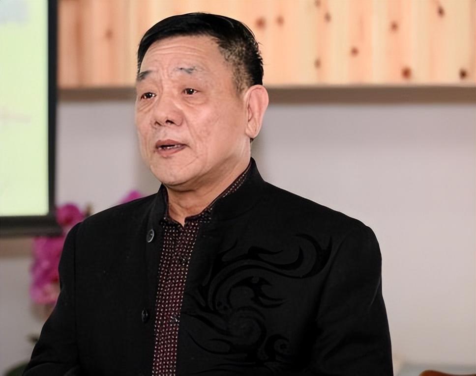 侯耀文徒弟都有谁（侯耀文的徒弟中都有谁和郭德纲关系好呢）