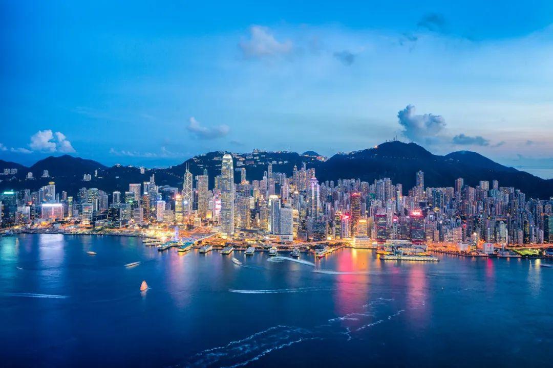 港澳通行证续签要多久能拿到（港澳通行证续签的最全攻略）