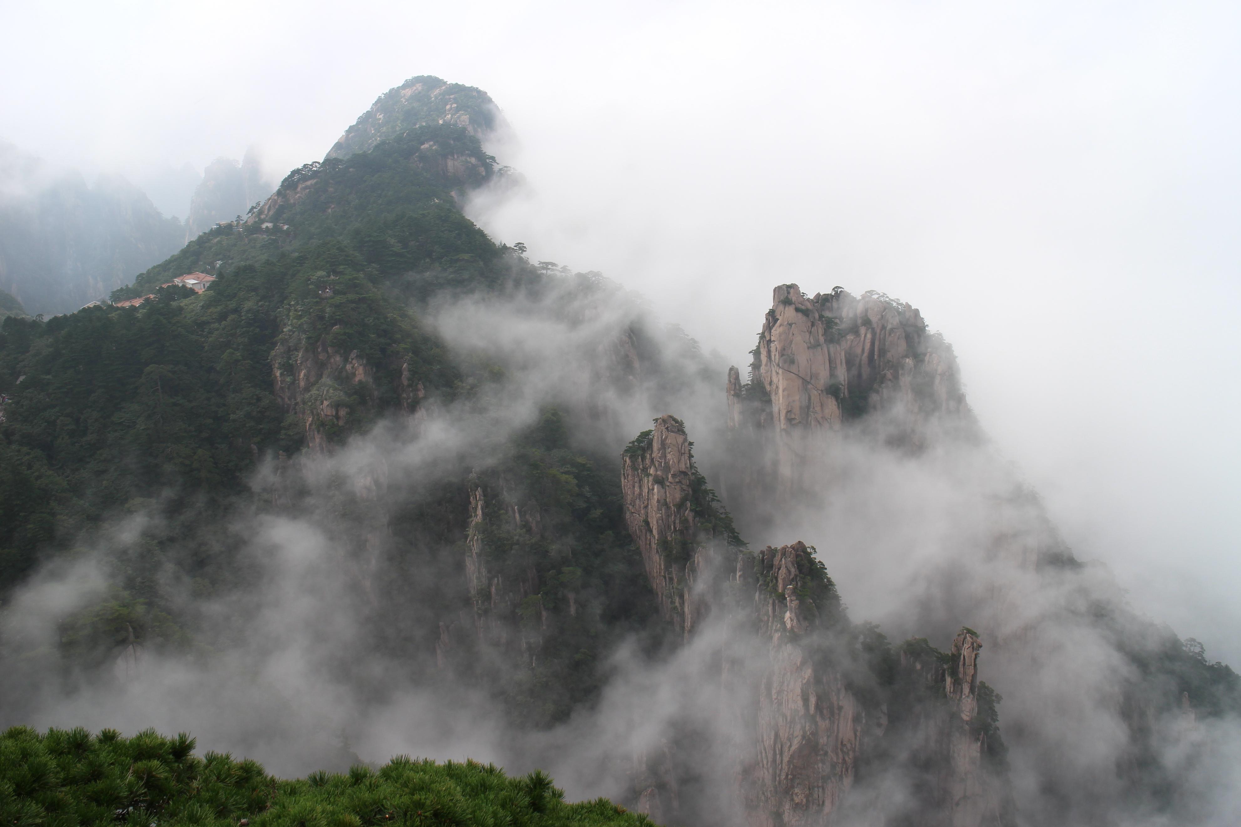 黄山旅游攻略三日游（黄山两天一夜的旅游攻略）
