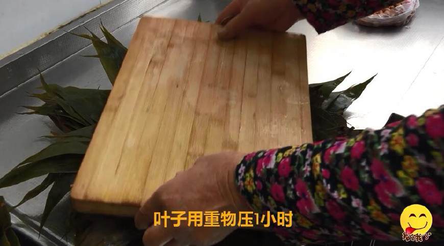 怎么做粽子需要详细过程（包粽子的详细做法教程）