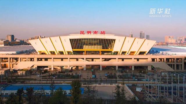 带你体验中老友谊之旅（昆明至万象间可实现当日通达）